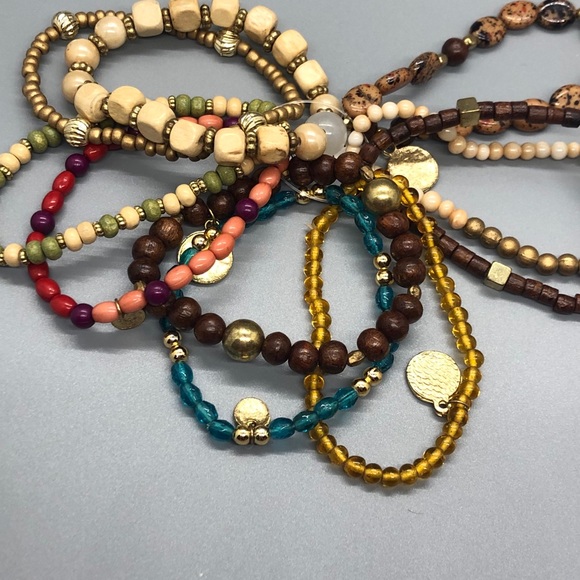 Neutral Wood Bracelet Set - Picture 5 of 5